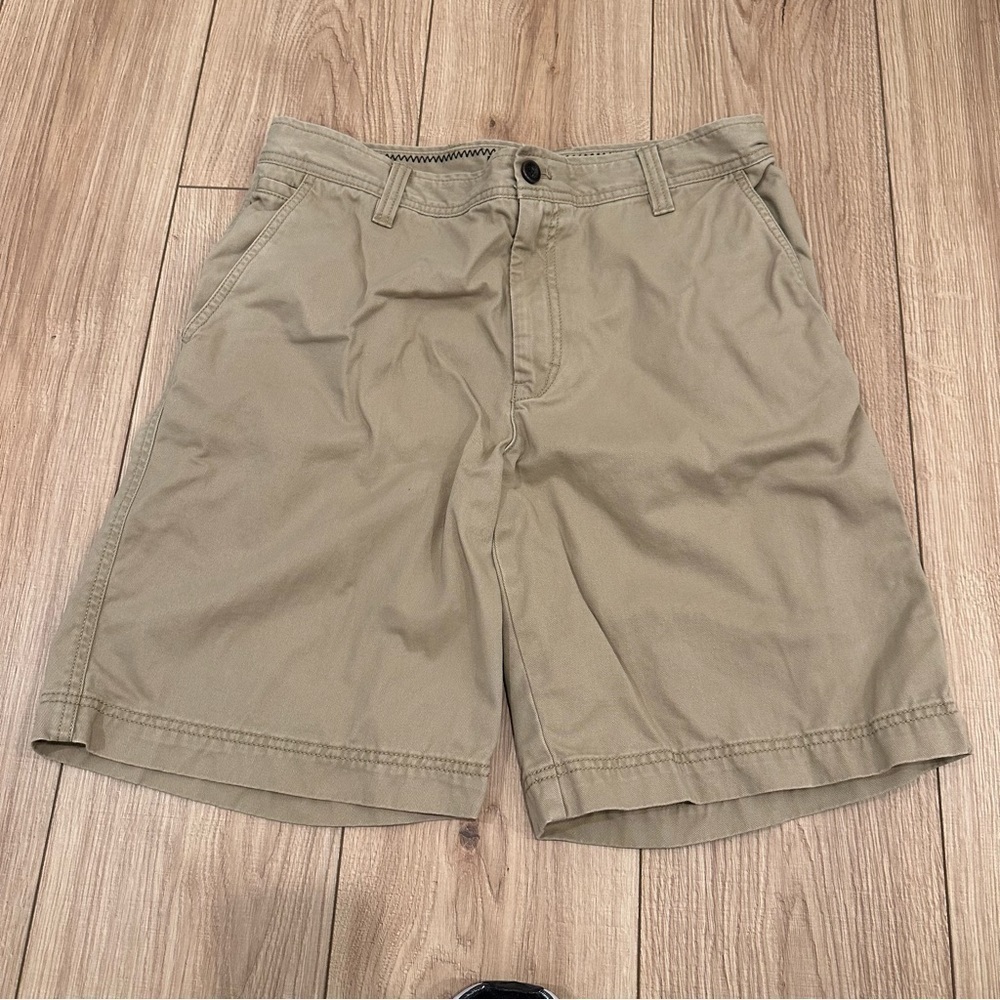 IZOD Men’s Chino Tan Shorts